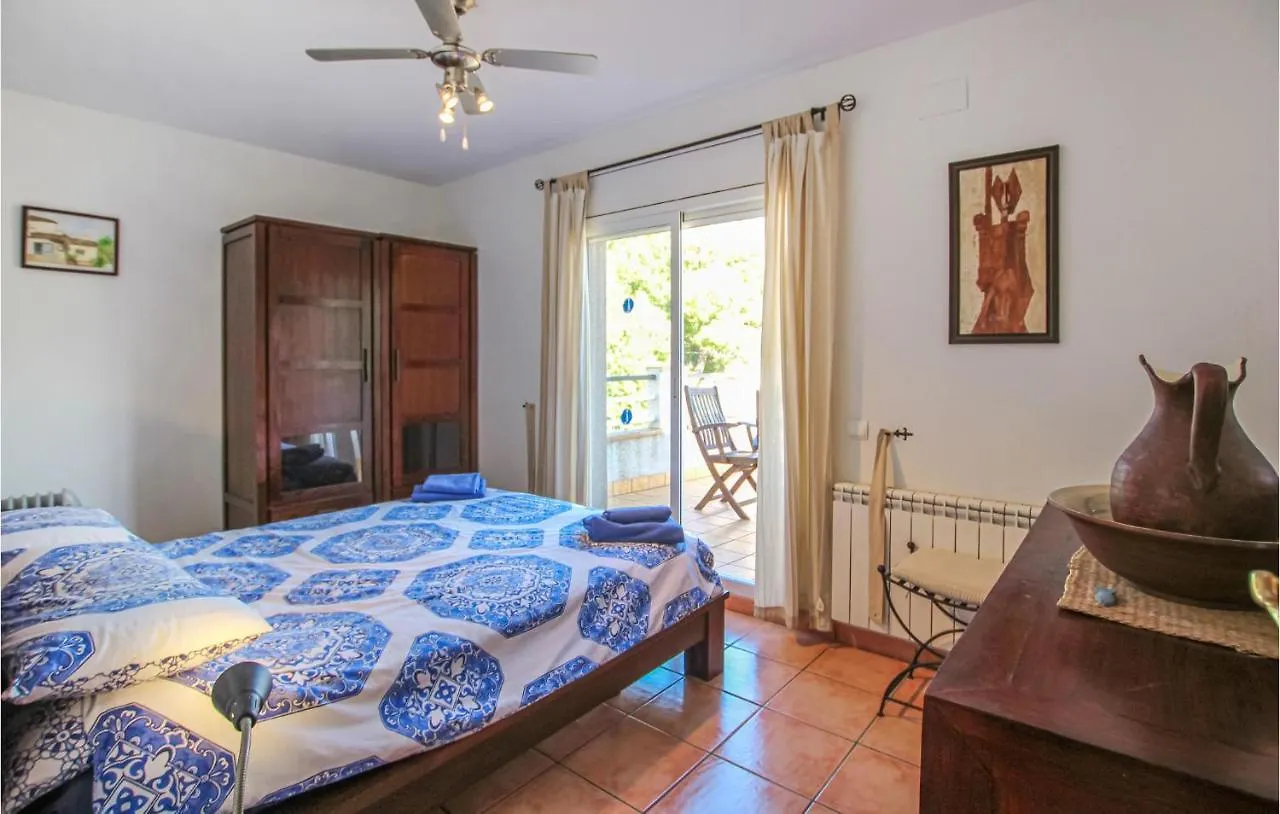 Holiday home 4 Bedroom Nice Home In Les Tres Cales