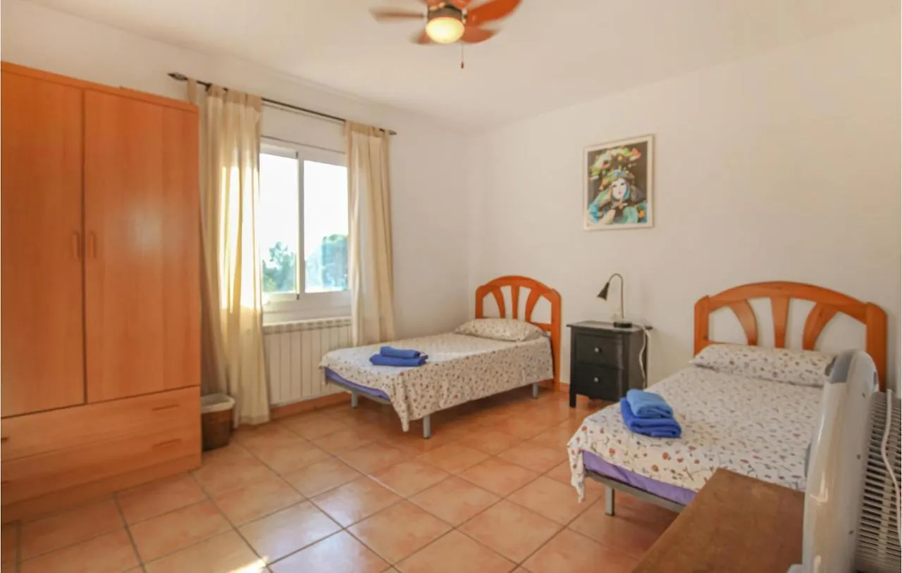 4 Bedroom Nice Home In Les Tres Cales Holiday home